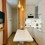 Apartment Le Nid Douillet De Patricia Paris